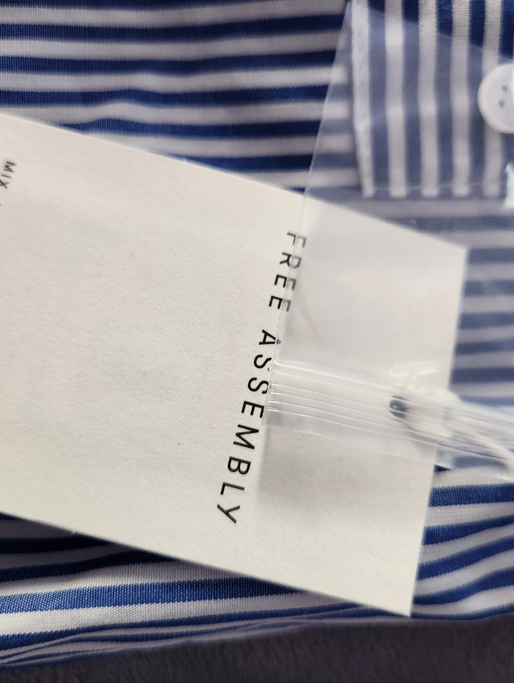 Free Assembly Button Ups - Picture 5 of 5